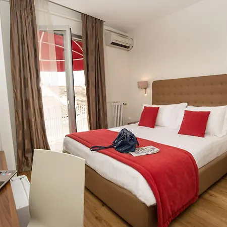 Otel De France