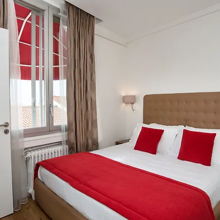 Otel De France 3*